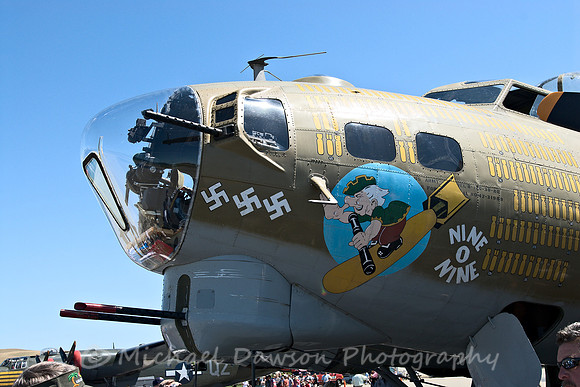 B-17 Nine O Nine Nose Art