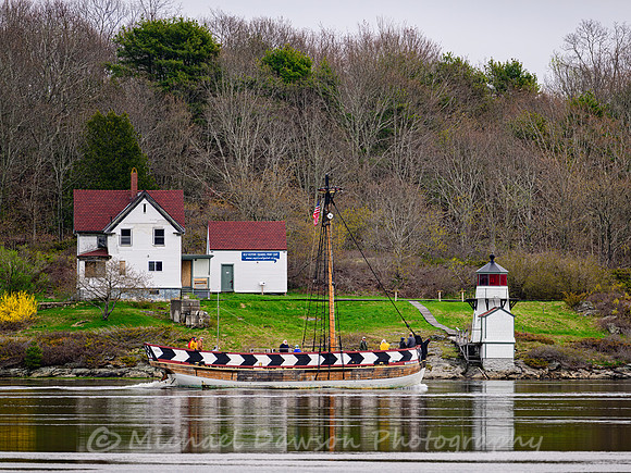 Squirrel Point Light