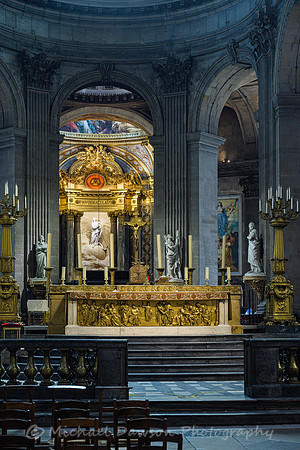 The Alter and Beyond in Saint-Sulpice